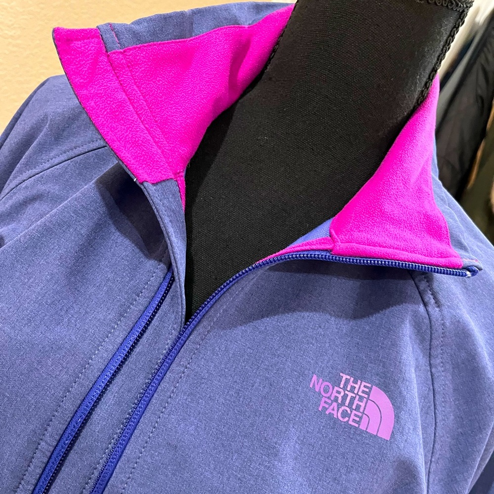 The North Face Purple Jacket - Size Women's Medium B1